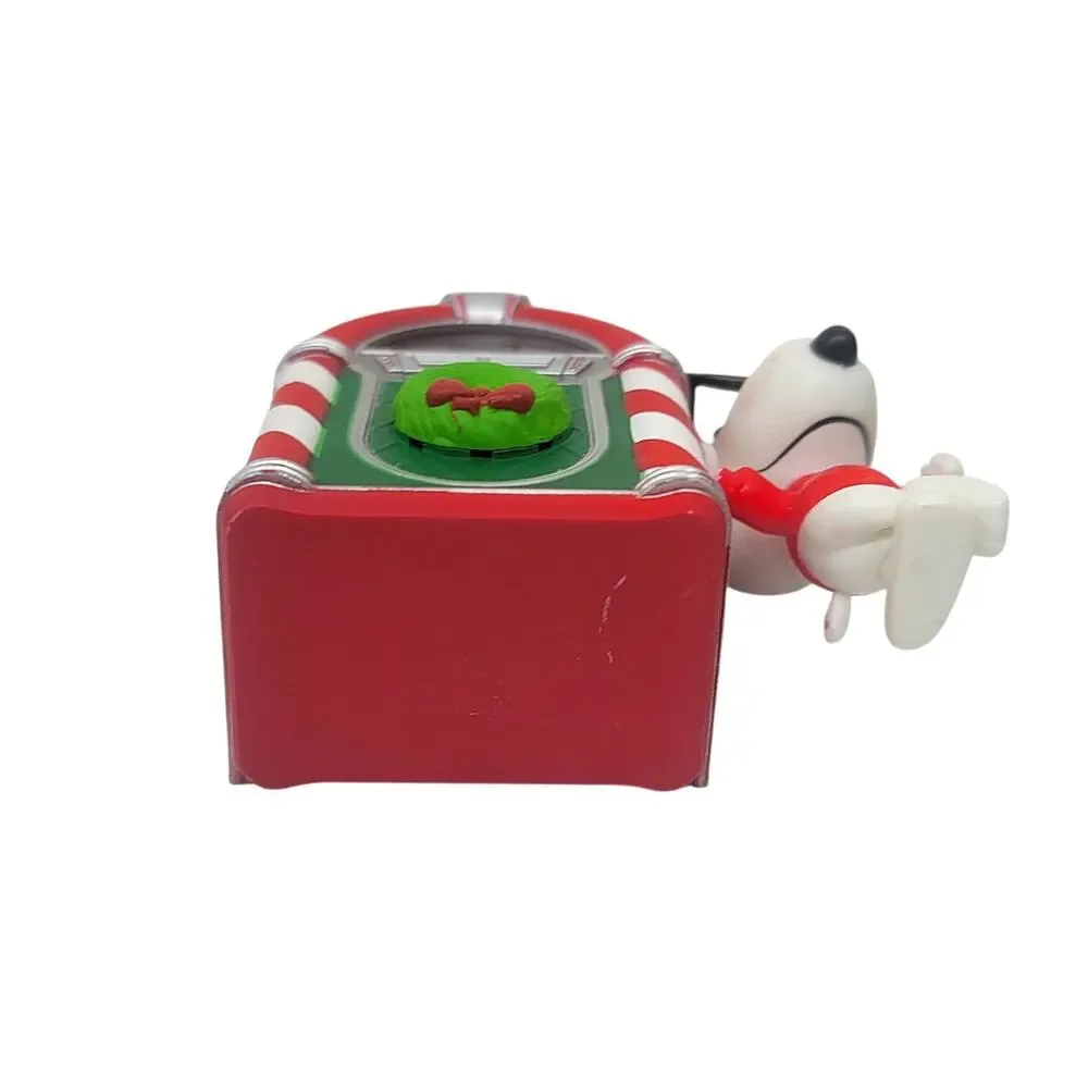 Hallmark 2012 Snoopy Joe Cool Ornament Peanuts and the Gang Plays Music Works!